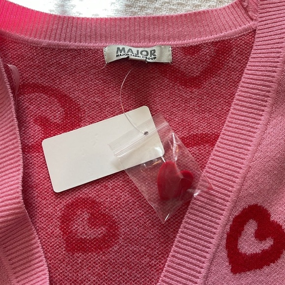 Red Hearts Pink Cropped Cardigan size M NWT - Picture 4 of 9